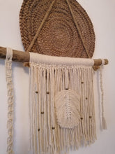 Carregar imagem na Galeria, ESSENCE peça em Macramé Yatta