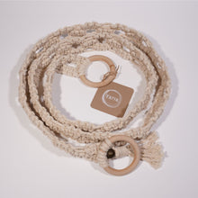 Carregar imagem na Galeria, Suporte em macramé para tapete de yoga Yatta