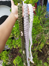 Carregar imagem na Galeria, Suporte em macramé para tapete de yoga Yatta