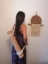 Carregar imagem na Galeria, Suporte em macramé para tapete de yoga Yatta